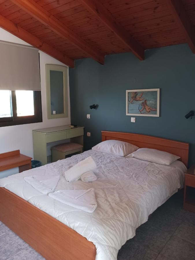 Soulis Hotel Arkoudi Exterior photo